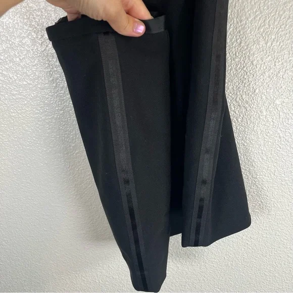 Alessandro Dell'Acqua Black Mini Skirt with Front Ruffle Panel 40 - Picture 5 of 8